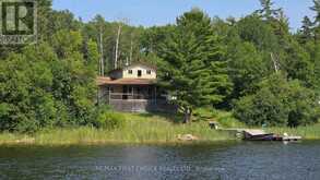 2 MOORE BAY | Sioux Narrows-Nestor Falls Ontario | Slide Image Forty-eight