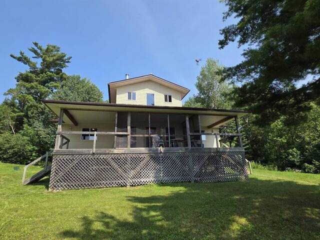 2 Moore Bay Kenora Ontario, P0X 1H0 - Waterfront For Sale