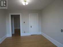 4 Crown ST | Thunder Bay Ontario | Slide Image Thirty-two