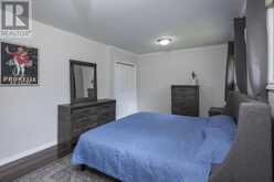 2312 Rosslyn RD | Thunder Bay Ontario | Slide Image Thirty-three