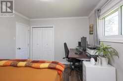 2312 Rosslyn RD | Thunder Bay Ontario | Slide Image Forty