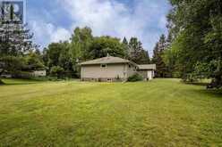 2312 Rosslyn RD | Thunder Bay Ontario | Slide Image Eight