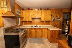 2503 Scott DR | Thunder Bay Ontario | Slide Image Ten