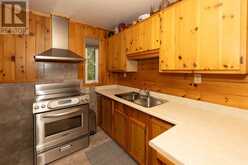 2503 Scott DR | Thunder Bay Ontario | Slide Image Twelve