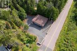 2503 Scott DR | Thunder Bay Ontario | Slide Image Thirty-six
