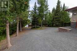 2503 Scott DR | Thunder Bay Ontario | Slide Image Forty
