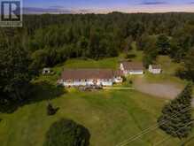 6365 Mapleward RD | Thunder Bay Ontario | Slide Image One