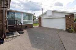 935 Crawford PL | Thunder Bay Ontario | Slide Image Three