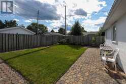 935 Crawford PL | Thunder Bay Ontario | Slide Image Eight
