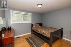637 Redwood AVE W | Thunder Bay Ontario | Slide Image Nine