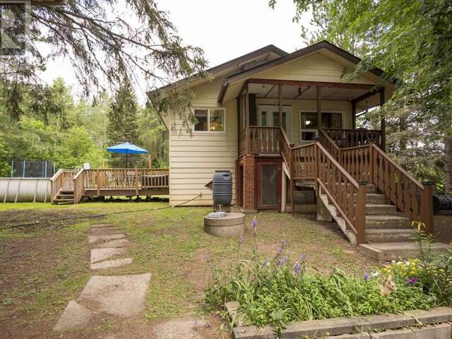 391 Fraser RD Thunder Bay Ontario, P7C 5M9 - Property For Sale