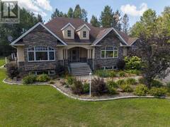791 Hilldale RD Thunder Bay Ontario, P7G 1Z9