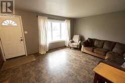 537 Churchill Drive West | Thunder Bay Ontario | Slide Image Three