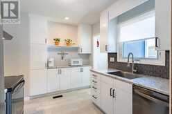 637 Hyde Park AVE | Thunder Bay Ontario | Slide Image Two