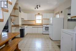 319 Lillian ST | Thunder Bay Ontario | Slide Image Thirteen