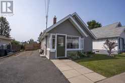 319 Lillian ST | Thunder Bay Ontario | Slide Image Two