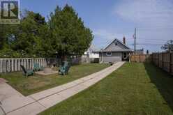 319 Lillian ST | Thunder Bay Ontario | Slide Image Thirty-two