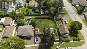 73 EMPRESS AVE N | Thunder Bay Ontario | Slide Image Four