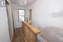 73 EMPRESS AVE N | Thunder Bay Ontario | Slide Image Thirty-two