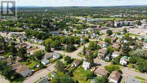 73 EMPRESS AVE N | Thunder Bay Ontario | Slide Image Thirty-nine