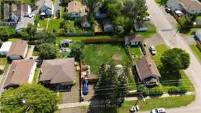 73 EMPRESS AVE N | Thunder Bay Ontario | Slide Image Four