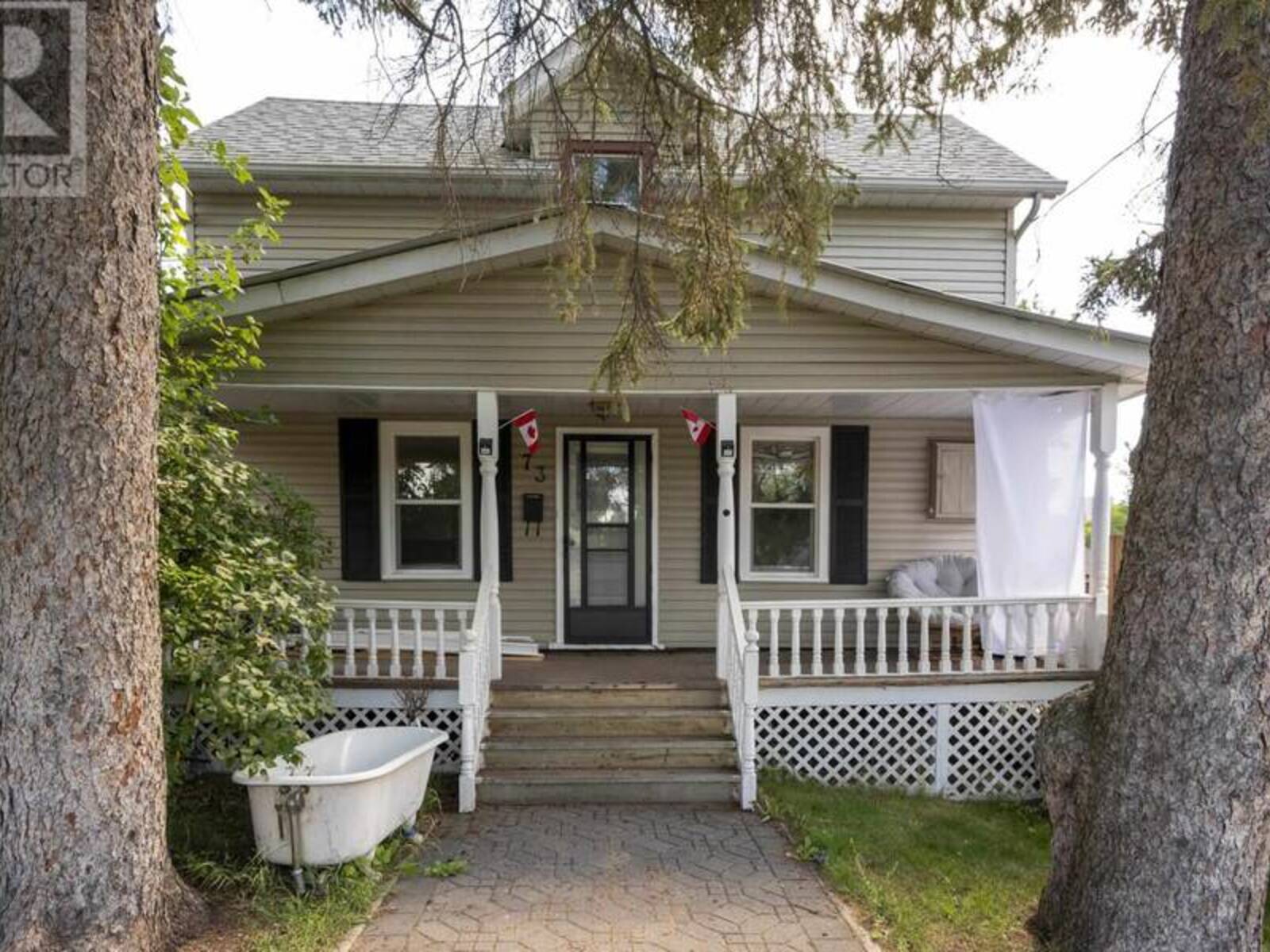 73 EMPRESS AVE N, Thunder Bay, Ontario P7A 6C2