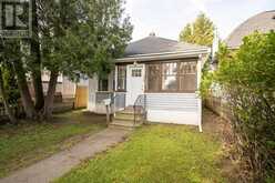 349 Vickers St N | Thunder Bay Ontario | Slide Image One