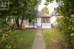 349 Vickers St N | Thunder Bay Ontario | Slide Image Two