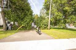 349 Vickers St N | Thunder Bay Ontario | Slide Image Three