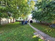 587 Tupper ST | Thunder Bay Ontario | Slide Image Four