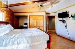106 Island AVE | Thunder Bay Ontario | Slide Image Ten