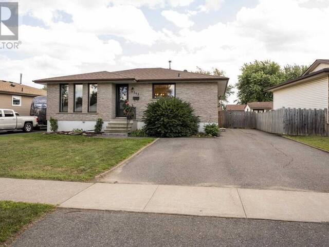 242 Fanshaw St. Thunder Bay Ontario, P7C 5V1 - Property For Sale