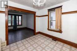 521 VICKERS STREET S | Thunder Bay Ontario | Slide Image Nineteen