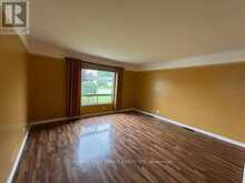 208 GORDON STREET | Thunder Bay Ontario | Slide Image Nine