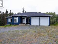 24 Gillespie RD Thunder Bay Ontario, P7J 0E3