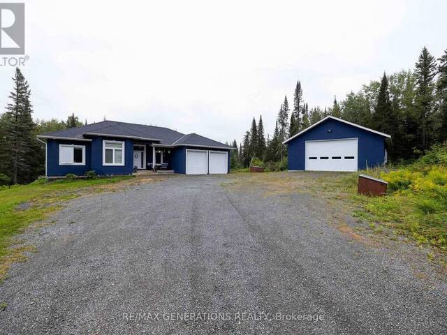 24 GILLESPIE ROAD Thunder Bay Ontario, P7J 0E3 - 5 Bedrooms Home For Sale