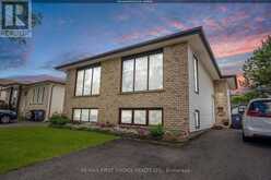 224 LONDON DRIVE | Thunder Bay Ontario | Slide Image One