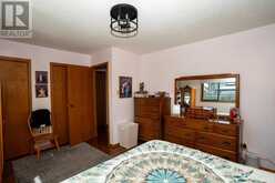 224 LONDON DRIVE | Thunder Bay Ontario | Slide Image Fifteen