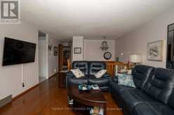224 LONDON DRIVE | Thunder Bay Ontario | Slide Image Four