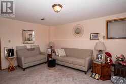224 LONDON DRIVE | Thunder Bay Ontario | Slide Image Seventeen