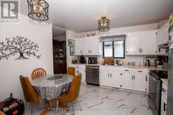 224 LONDON DRIVE | Thunder Bay Ontario | Slide Image Eight