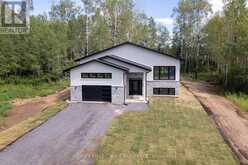 3435 KING GEORGE'S PARK DRIVE | Thunder Bay Ontario | Slide Image Three