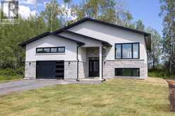 3435 KING GEORGE'S PARK DRIVE | Thunder Bay Ontario | Slide Image One
