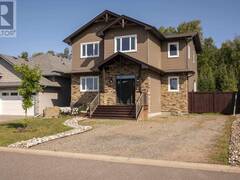 145 Dogwood CRES Thunder Bay Ontario, P7G 2N9