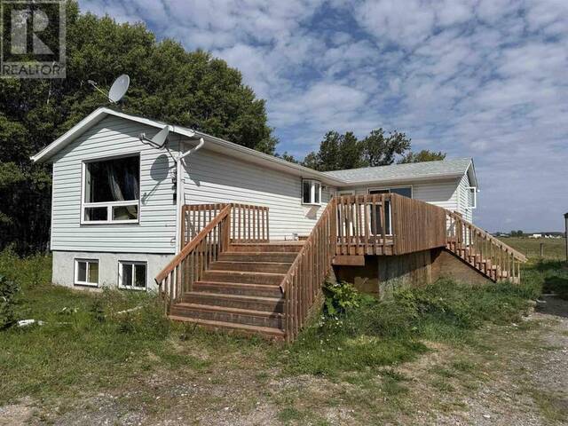 33 McDonald RD Dryden Ontario, P8N 3G2 - 2 Bedrooms Home For Sale