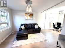 330 Arundel ST | Thunder Bay Ontario | Slide Image Three