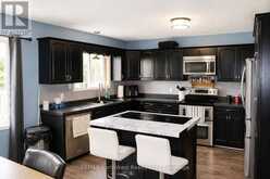 501 ATWOOD AVE | Rainy River Ontario | Slide Image Eight