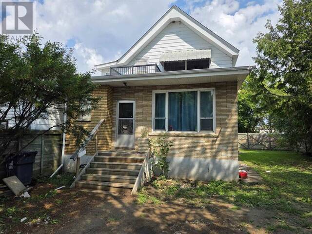 115 Cameron ST Thunder Bay Ontario, P7C 2G7 - Property For Sale