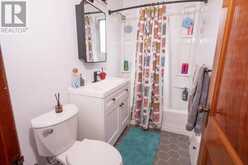 235 Franklin ST N | Thunder Bay Ontario | Slide Image Thirty-six