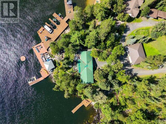 A15 CLEARWATER BAY|LAKE OF THE WOODS Kenora Ontario, P0X 1S0 - 8 Bedrooms Waterfront Home For sale